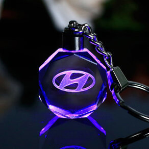 Hyundai világító kulcstartó - lézergravírozott